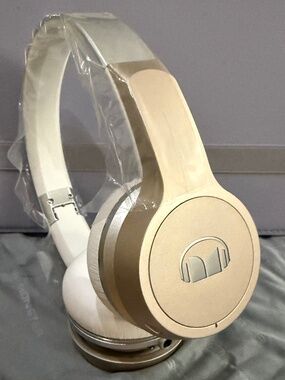 New! Monster Clarity HD On-ear Wireless / Wired Headphones Gold / Silver